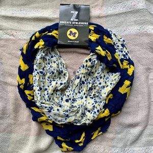 Michigan Two-Toned Infinity Scarf